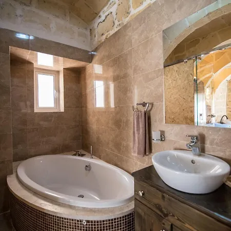4 Bedroom Holiday Home With Private Pool Gharb  Exterior photo